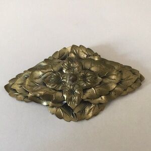 Vintage Gold Leaf Brooch